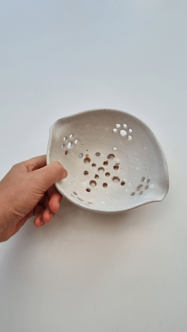 Berry Bowl in White
