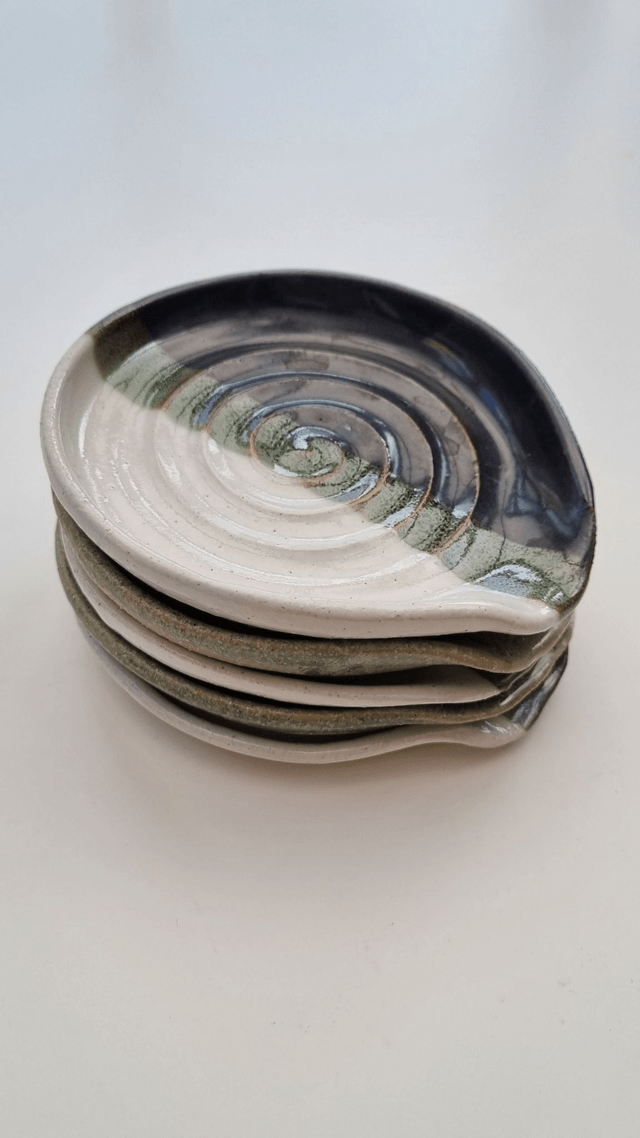 Spoon Holder in Jupiter and White