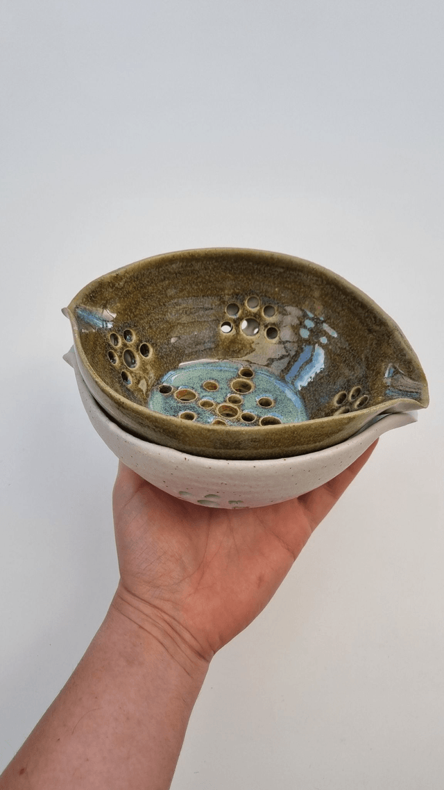 Berry Bowl in White